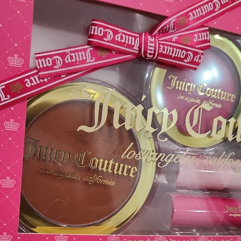 Juicy Couture enhance your